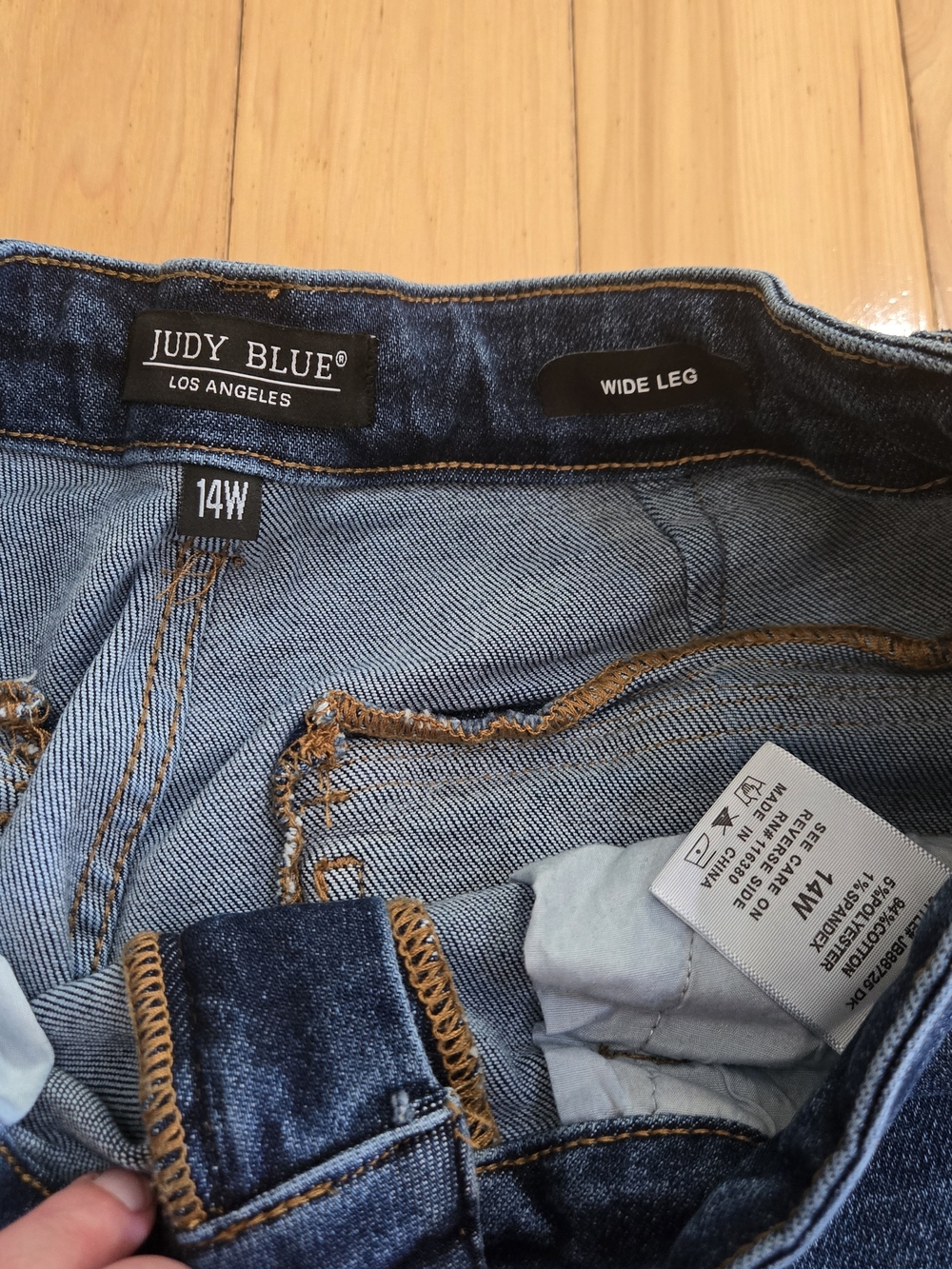 Judy Blue High-Waisted Wide-Leg Cargo Jeans 14W - Picture 2 of 7